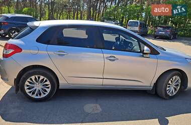 Хетчбек Citroen C4 2012 в 