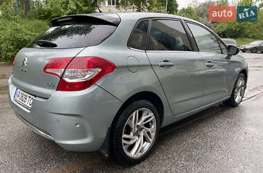 Хетчбек Citroen C4 2012 в 