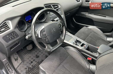 Хетчбек Citroen C4 2012 в 