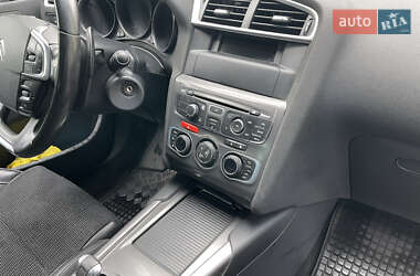Хетчбек Citroen C4 2012 в 