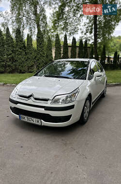 Хэтчбек Citroen C4 2010 в Виннице
