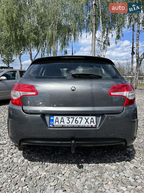 Хетчбек Citroen C4 2011 в Смілі