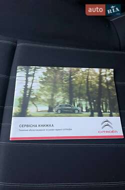 Хэтчбек Citroen C4 2013 в 