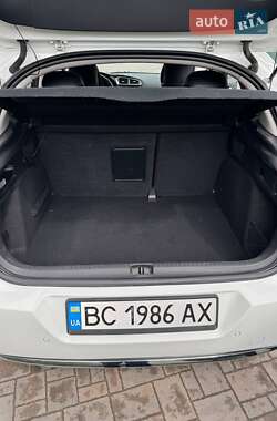 Хэтчбек Citroen C4 2012 в 