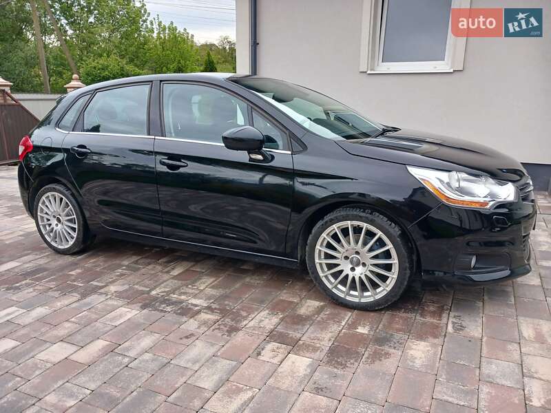 Хэтчбек Citroen C4 2013 в Кицмани