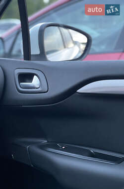 Хетчбек Citroen C4 2012 в 