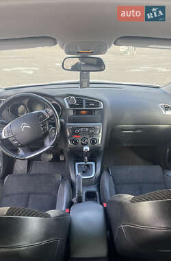 Хетчбек Citroen C4 2012 в 