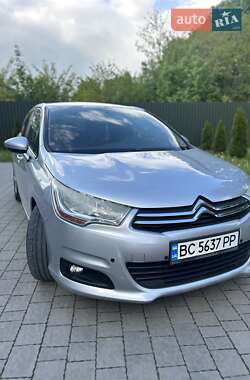 Хэтчбек Citroen C4 2011 в 