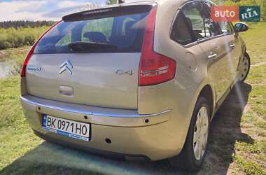 Хэтчбек Citroen C4 2005 в 