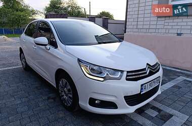 Хетчбек Citroen C4 2016 в 