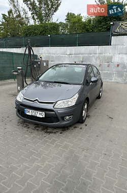 Хетчбек Citroen C4 2009 в Обухові