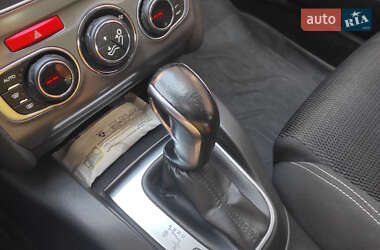 Хэтчбек Citroen C4 2016 в 