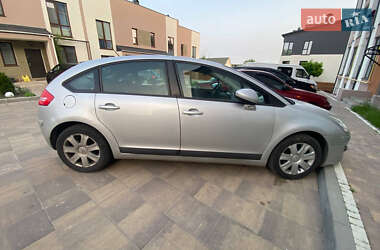 Хэтчбек Citroen C4 2009 в 