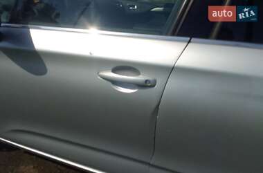 Хэтчбек Citroen C4 2011 в 