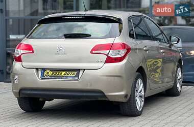 Хэтчбек Citroen C4 2011 в 