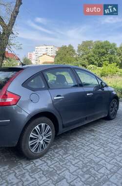 Хэтчбек Citroen C4 2008 в 