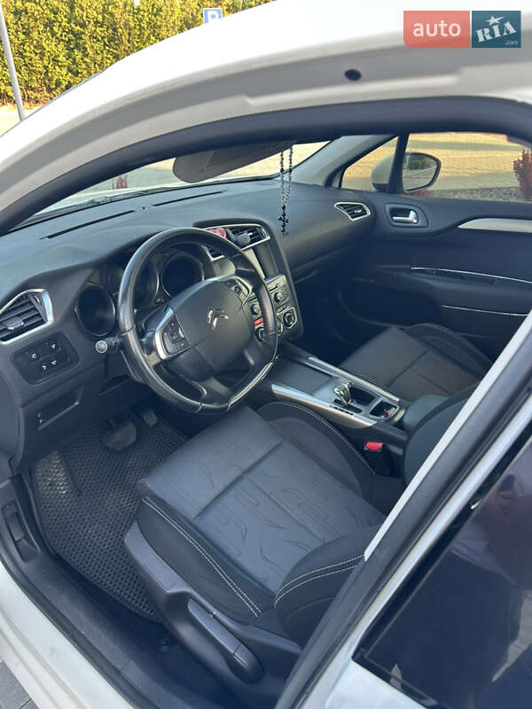 Хетчбек Citroen C4 2013 в Городку