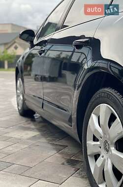 Хэтчбек Citroen C4 2009 в 