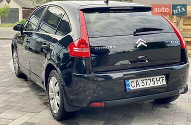 Хэтчбек Citroen C4 2009 в 