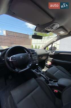 Хетчбек Citroen C4 2012 в 
