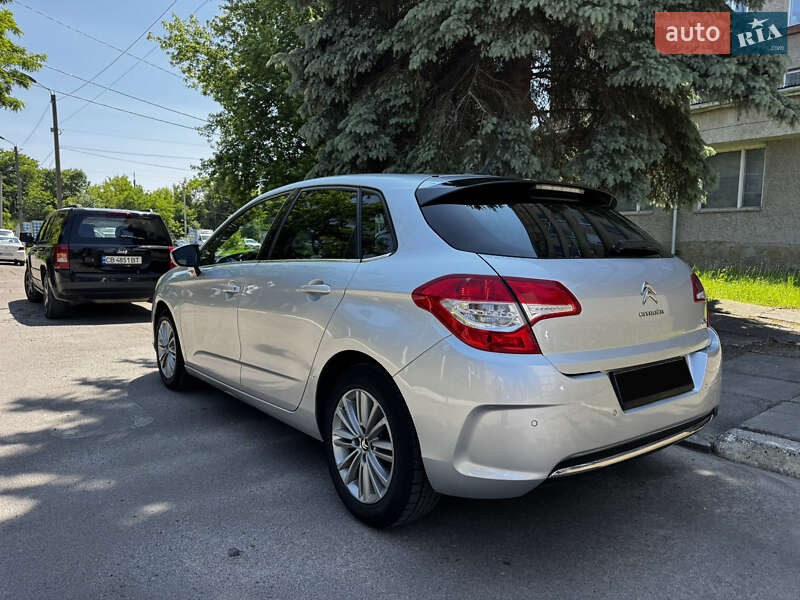 Хэтчбек Citroen C4 2011 в Львове
