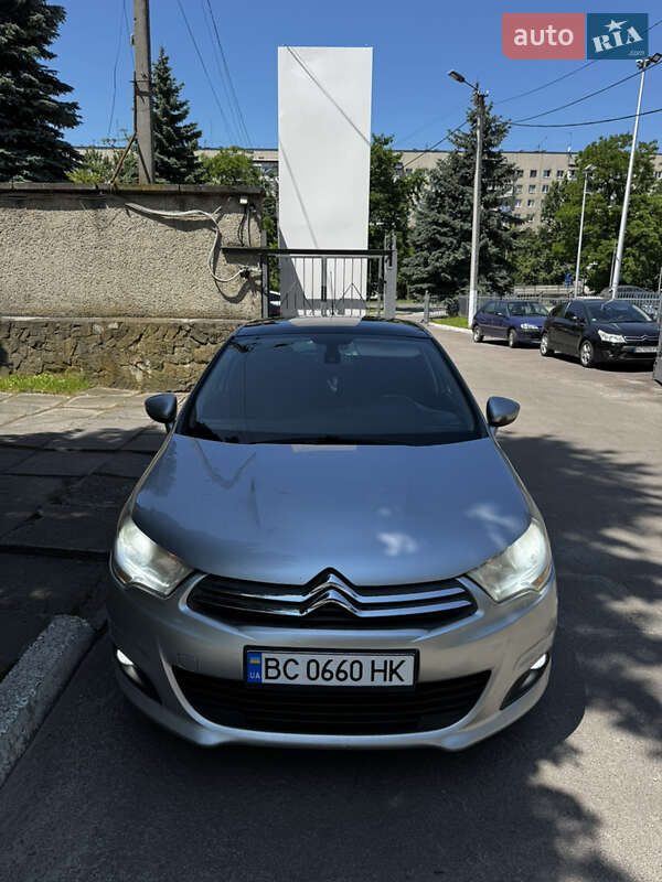 Citroen C4 2011