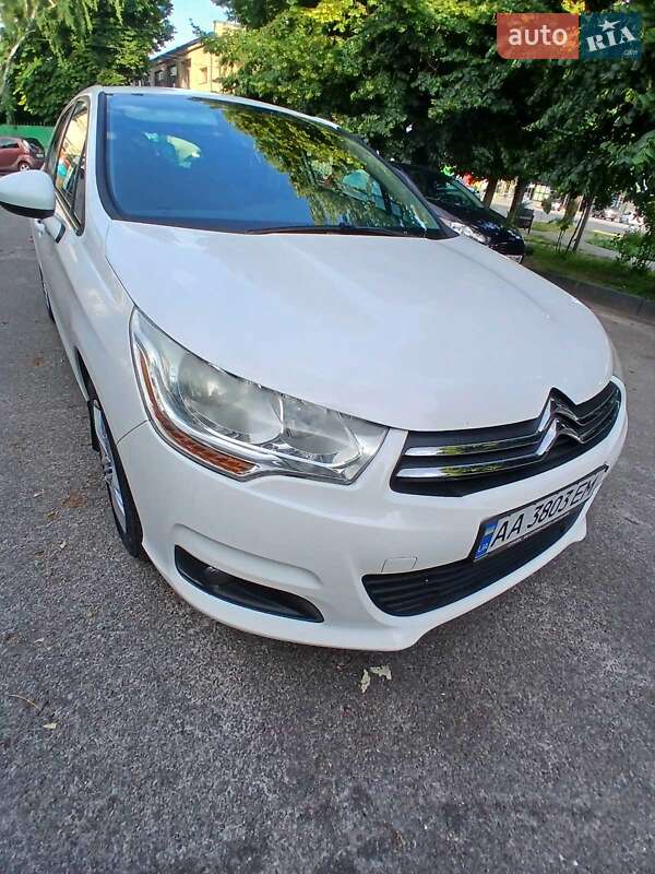 Хэтчбек Citroen C4 2011 в Киеве