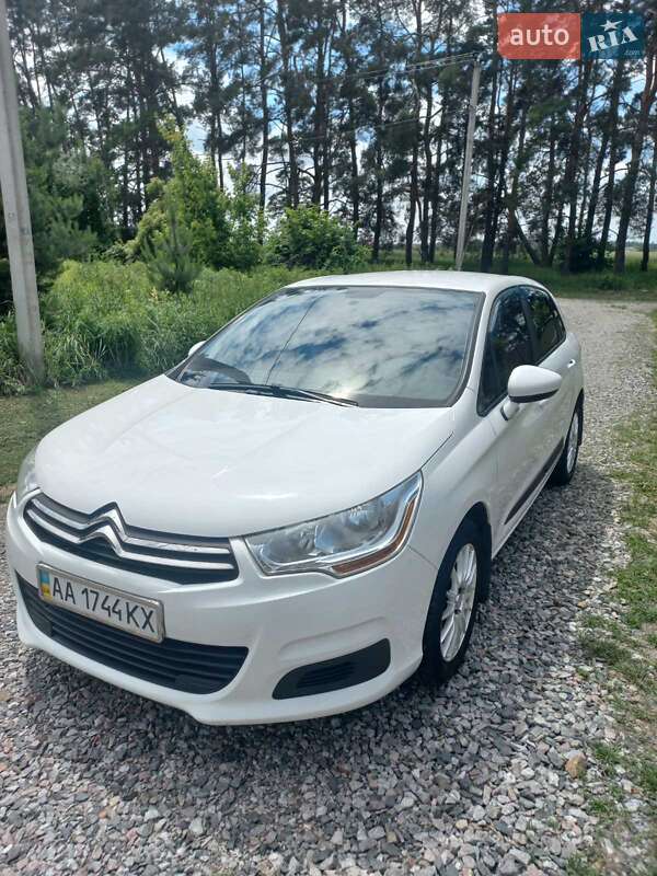 Citroen C4 2011