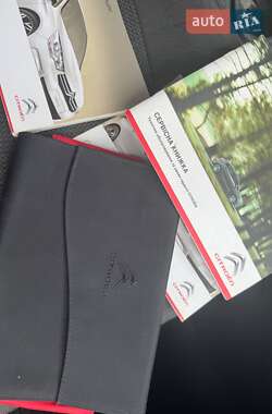 Хэтчбек Citroen C4 2014 в 