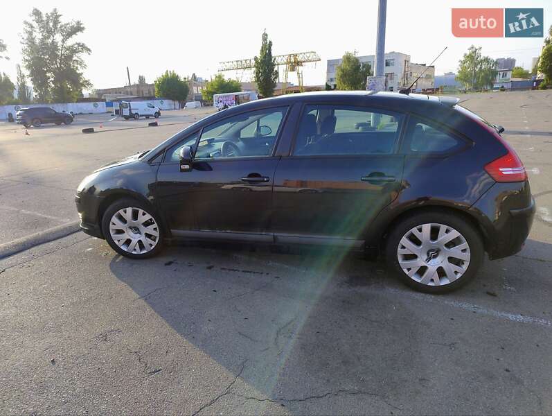 Хэтчбек Citroen C4 2005 в Киеве