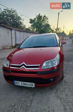 Хэтчбек Citroen C4 2007 в 
