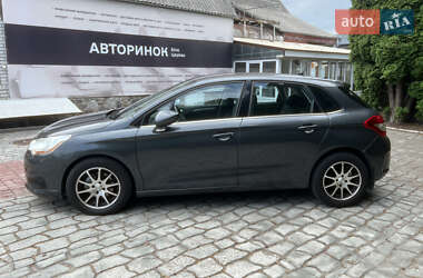 Хэтчбек Citroen C4 2013 в 