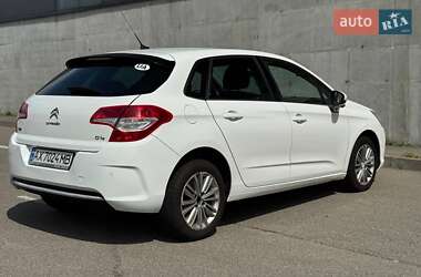 Хэтчбек Citroen C4 2013 в 