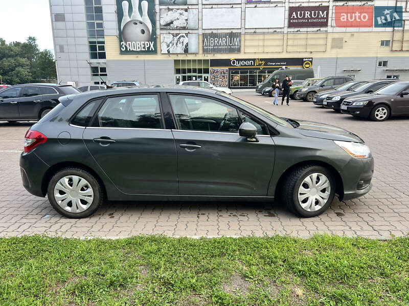 Хэтчбек Citroen C4 2012 в Сумах