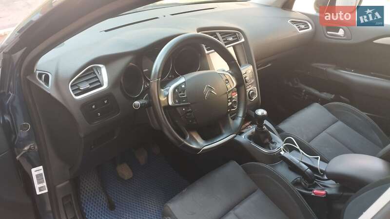 Хэтчбек Citroen C4 2011 в Конотопе фото 18 Хэтчбек Citroen C4 2011 в Конотопе
