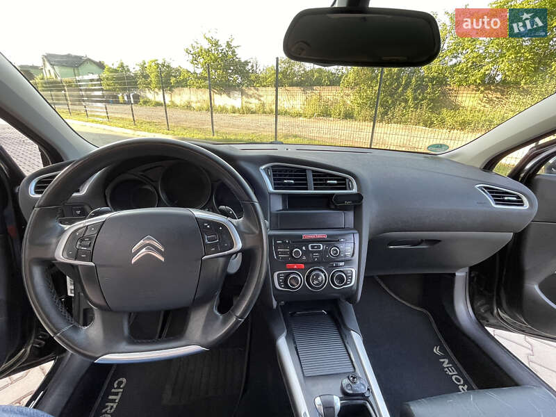 Хэтчбек Citroen C4 2012 в Ивано-Франковске