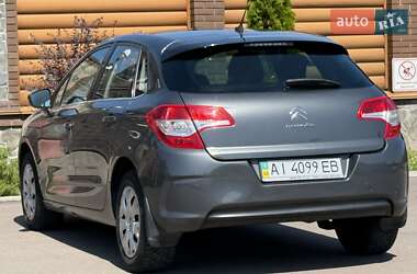 Хэтчбек Citroen C4 2012 в 