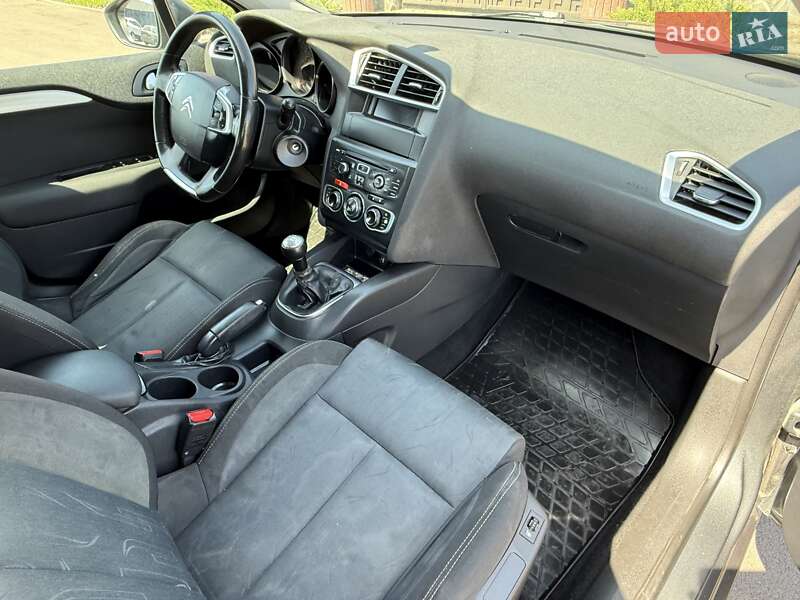 Хэтчбек Citroen C4 2012 в Киеве