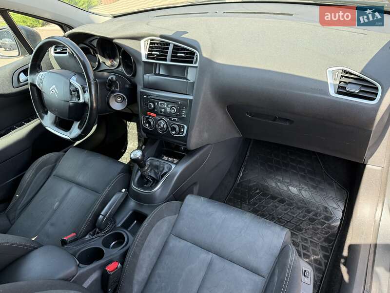 Хэтчбек Citroen C4 2012 в Киеве