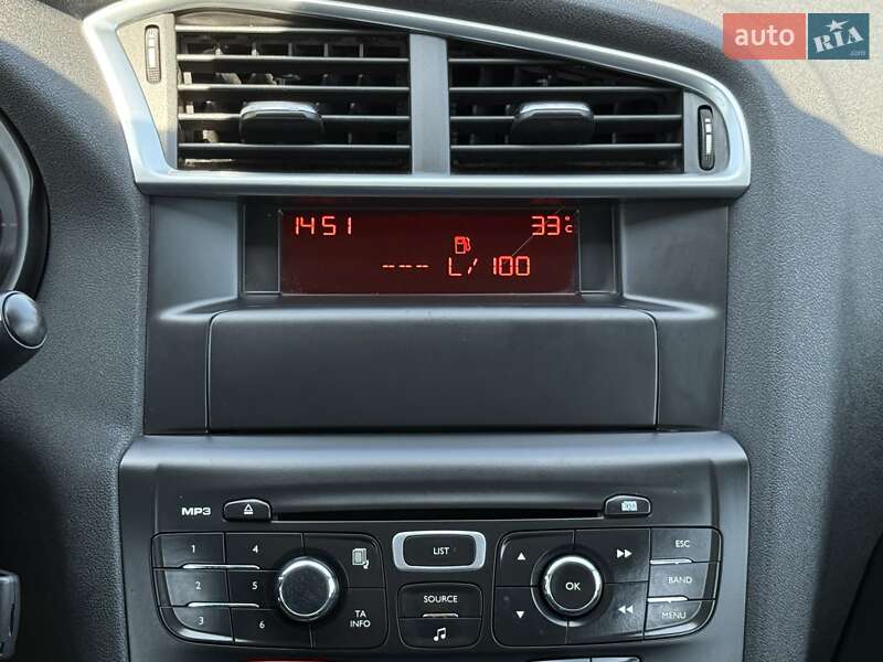Хэтчбек Citroen C4 2012 в Киеве