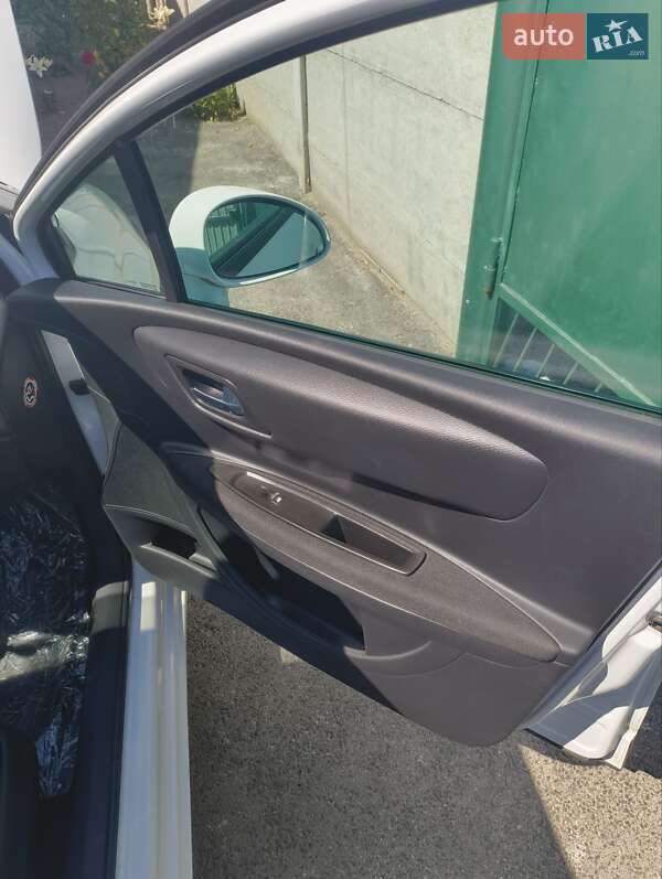 Хэтчбек Citroen C4 2009 в Звенигородке