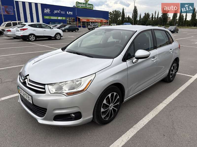 Хэтчбек Citroen C4 2012 в Каменец-Подольском