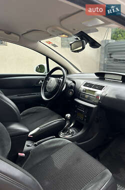 Купе Citroen C4 2009 в 