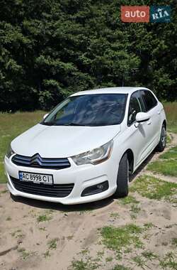 Хэтчбек Citroen C4 2011 в 