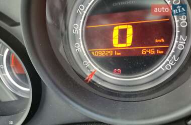 Хэтчбек Citroen C4 2013 в 