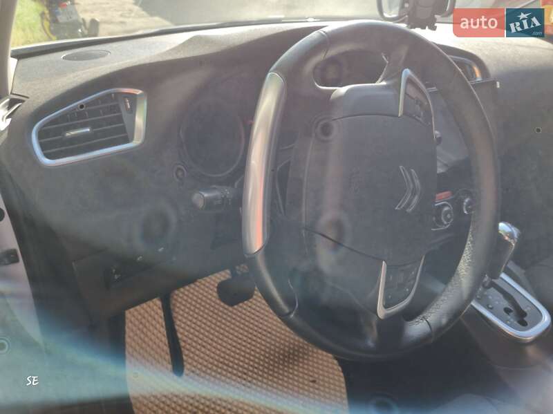 Хетчбек Citroen C4 2013 в Києві