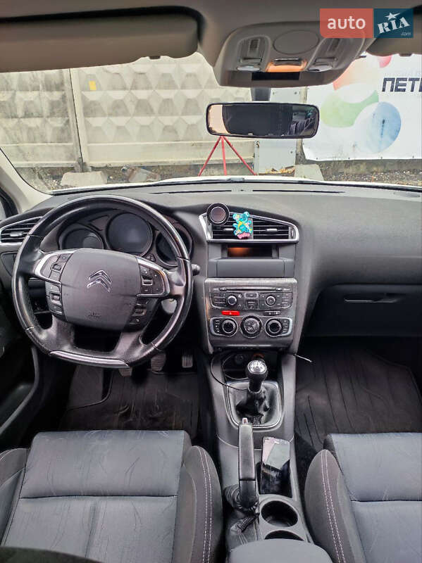 Хэтчбек Citroen C4 2012 в Киеве