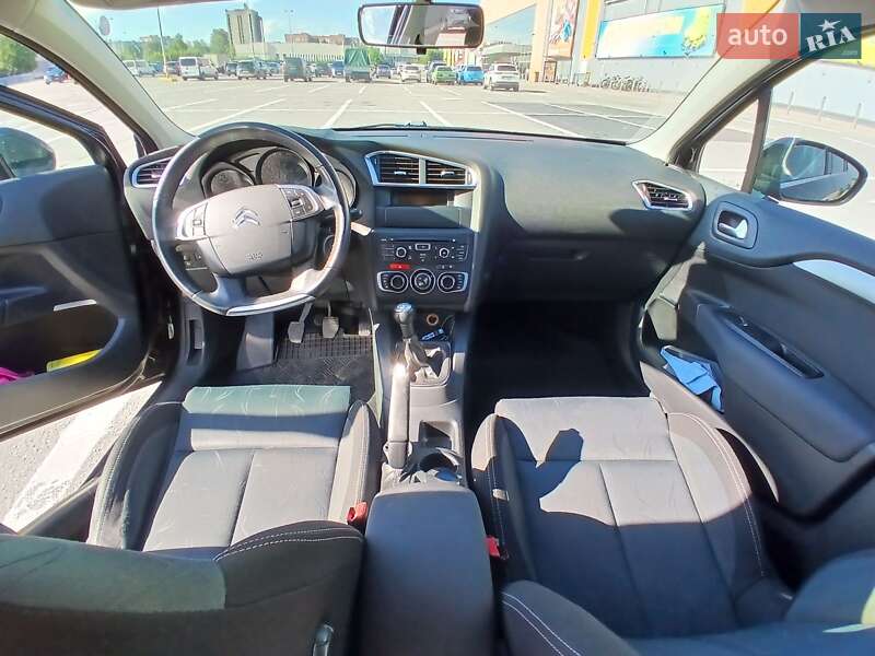 Хэтчбек Citroen C4 2011 в Полтаве