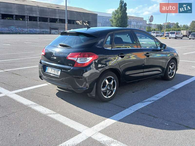 Хэтчбек Citroen C4 2011 в Полтаве