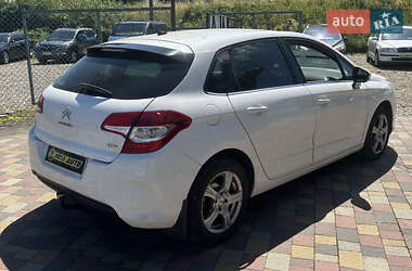 Хэтчбек Citroen C4 2012 в 